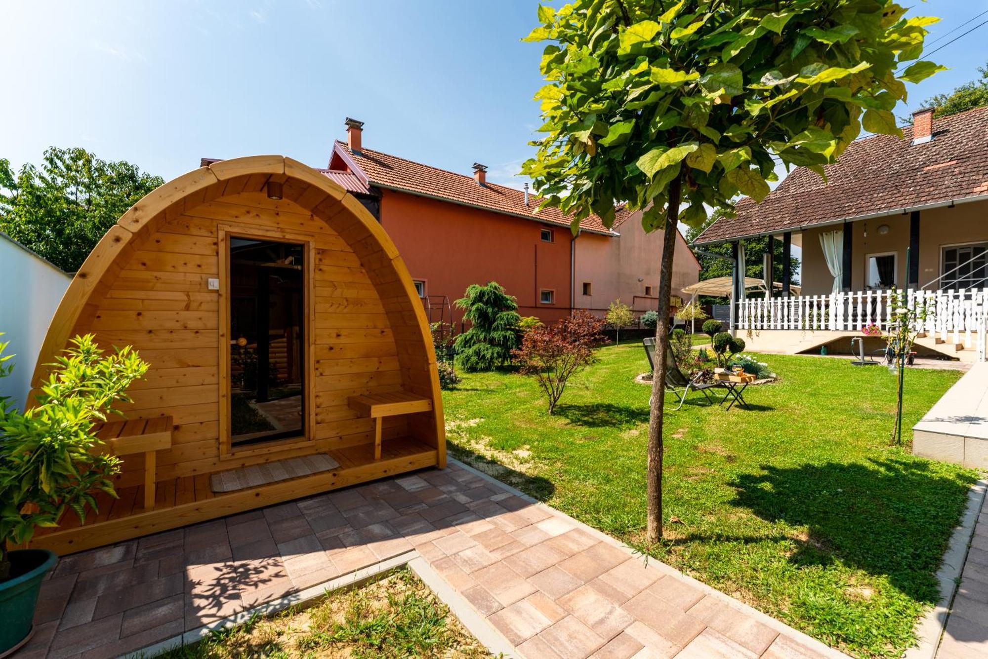 Studio Apartman The Little Prince Бьеловар Экстерьер фото